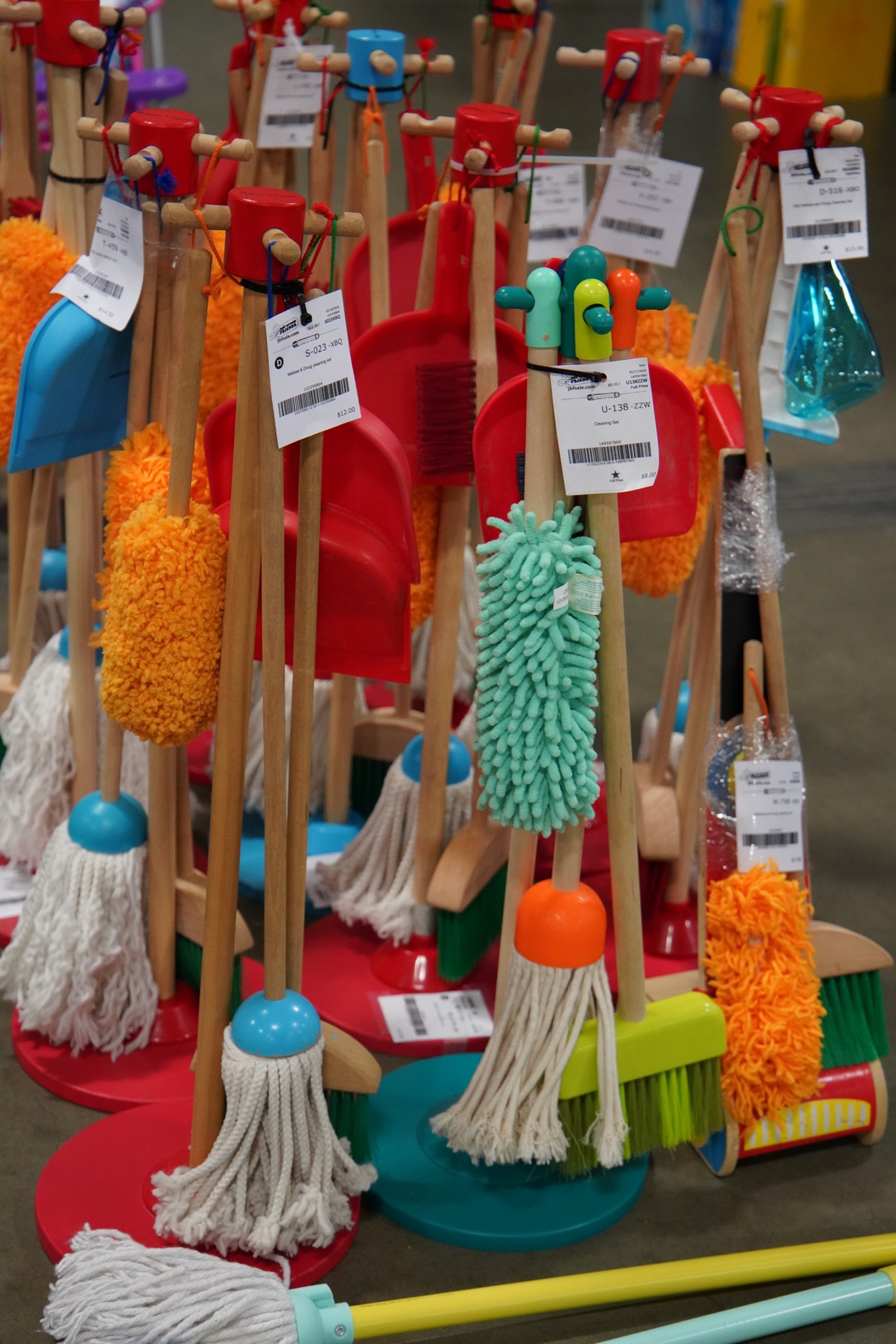 Melissa and Doug dust sweep and mop