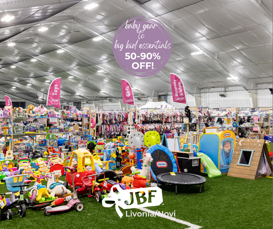 Wide angle - big toys 1