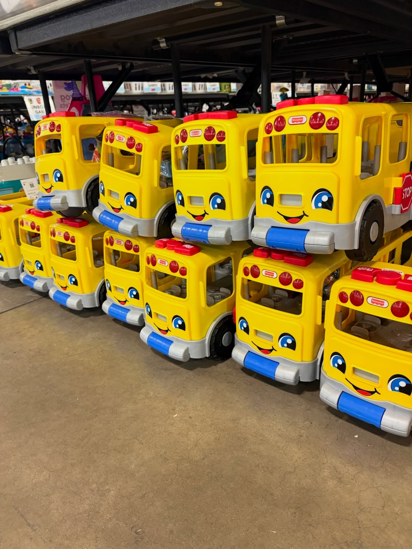 toy buses